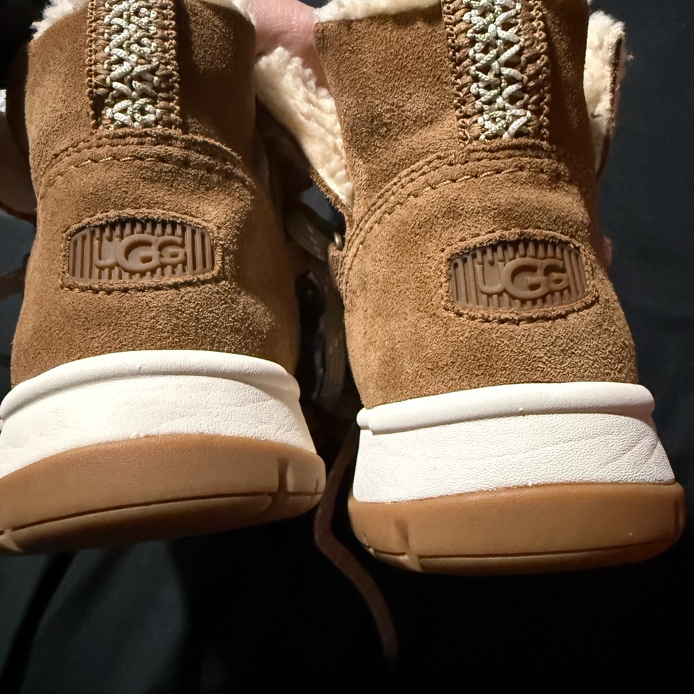 Women's Lakesider Heritage Lace boot. These are waterproof, sheepskin-lined